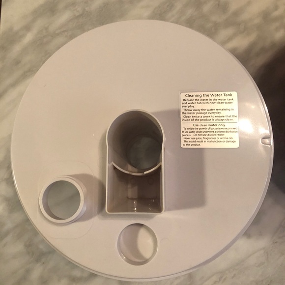 OBJECTO Mini Humidifier Barely Used - Picture 4 of 4